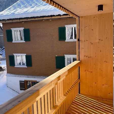 Kanisfluh Apartman *